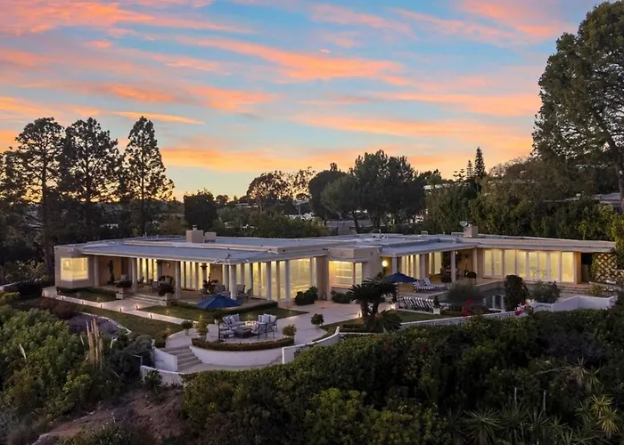 Trousdale Grand
